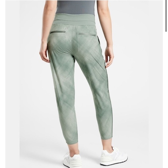 Athleta Nolita Slim Tapered Printed Crop Pant - Picture 2 of 16